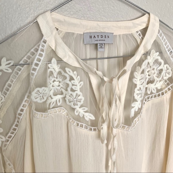 Hayden Los Angeles Ivory Lace Blouse - Picture 3 of 5